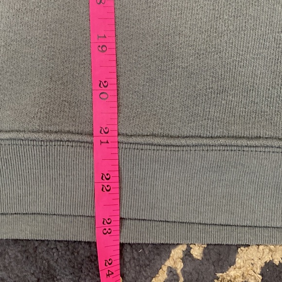 Junk Food Hoodie with cut off sleeves and patches Army Green - Picture 9 of 9